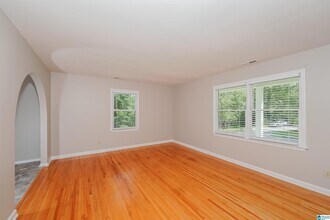 753 Vaughn Cir in Birmingham, AL - Building Photo - Building Photo