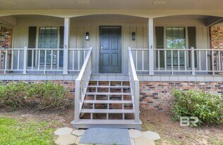 7269 Charbon Dr in Fairhope, AL - Building Photo