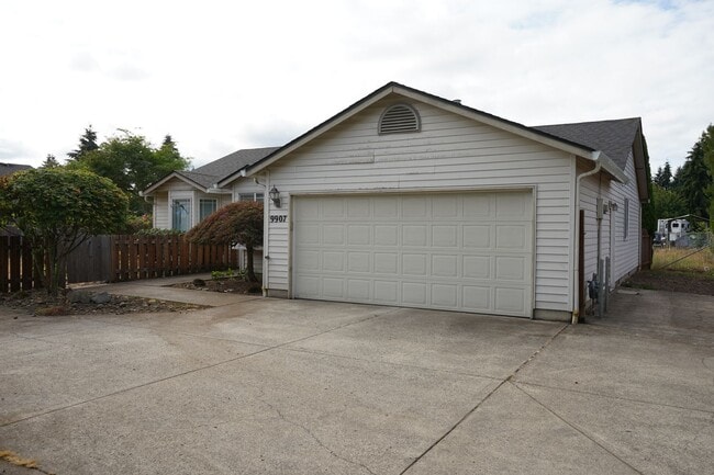 property at 9907 NE 86th St