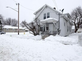 520 12th Ave in Green Bay, WI - Building Photo