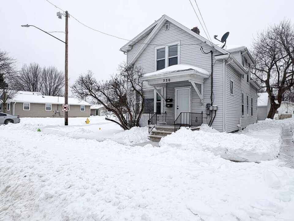 520 12th Ave in Green Bay, WI - Building Photo