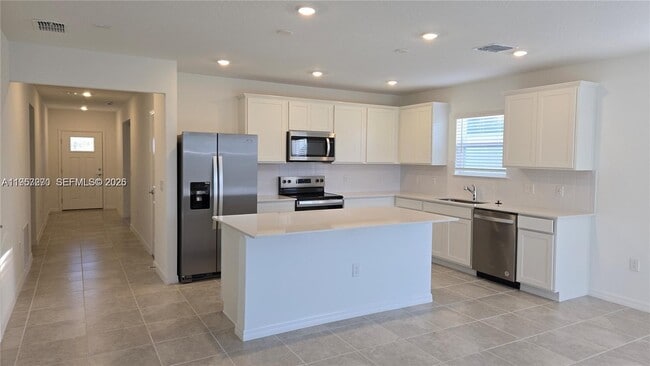 430 Pine Tree Blvd in Lake Alfred, FL - Building Photo - Building Photo