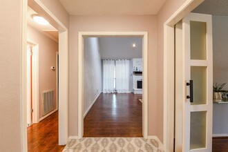 115 Pine Manor Dr in Conroe, TX - Building Photo - Building Photo