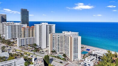 3180 S Ocean Dr, Unit 520 in Hallandale Beach, FL - Building Photo - Building Photo