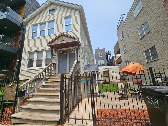 1538 W Fry St, Unit # G