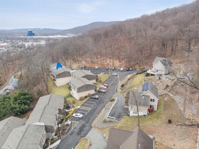 property at 18 Pavilion Ridge Way