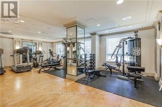 18-1218 Sommerset Way in Toronto, ON - Building Photo - Building Photo