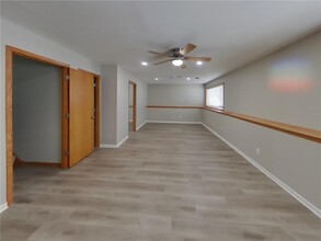 9996 Park Pl Dr in Monticello, MN - Building Photo - Building Photo
