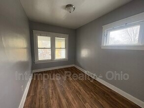 634 E 101st St in Cleveland, OH - Building Photo - Building Photo