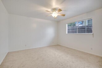1201 Dailey St in Austin, TX - Building Photo - Building Photo
