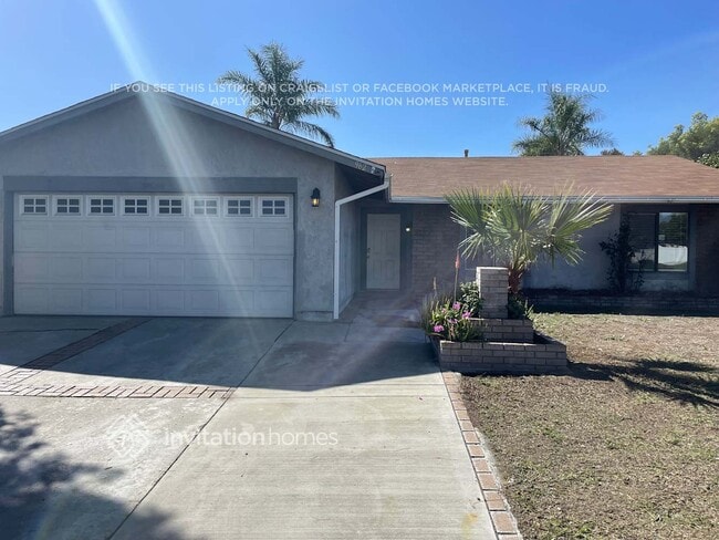 property at 962 W Mellon Ct