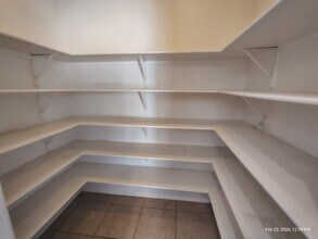 10409 Calypso Cave St in Las Vegas, NV - Foto de edificio - Building Photo