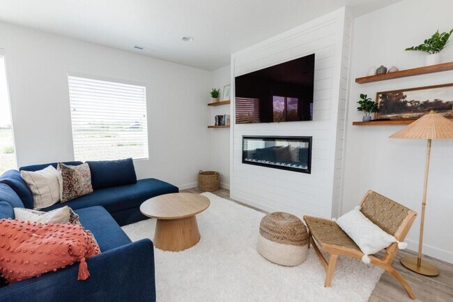 344 Oregon Trl Dr in Garden City, UT - Building Photo - Building Photo