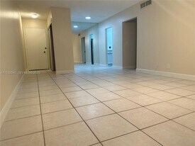 5800 NE 22nd Way in Fort Lauderdale, FL - Building Photo