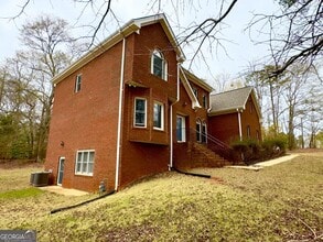 219 Deerhill Dr in Bogart, GA - Building Photo - Building Photo