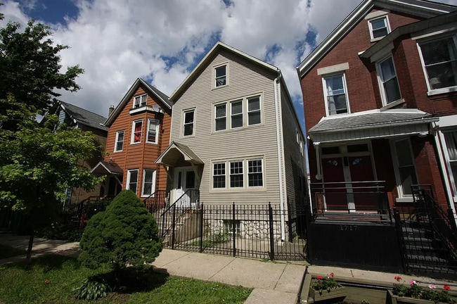 1721 N Artesian Ave, Unit Unit 1B