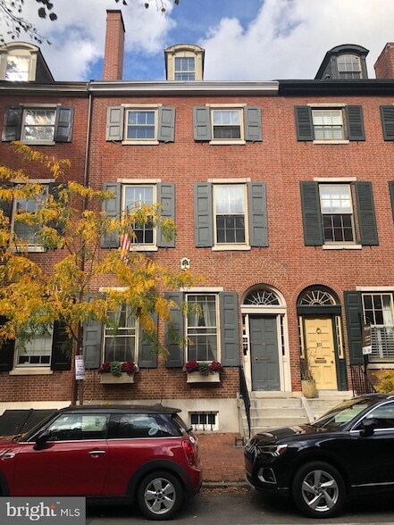 property at 313 Spruce St