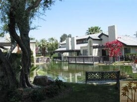 5 Pueblo Vista St in Palm Springs, CA - Building Photo
