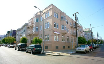 750 14th St in San Francisco, CA - Foto de edificio - Building Photo