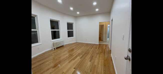 180 Bay 26th St in Brooklyn, NY - Building Photo - Building Photo