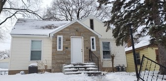 4242 S 15th Ave, Unit 1 in Minneapolis, MN - Building Photo