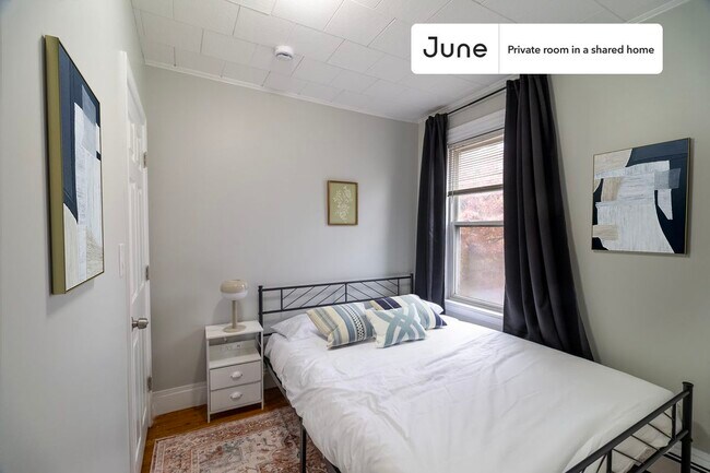 property at 2 Sherman St