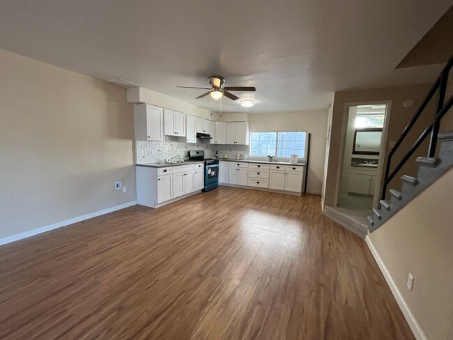 property at 6939 Hazeltine Ave