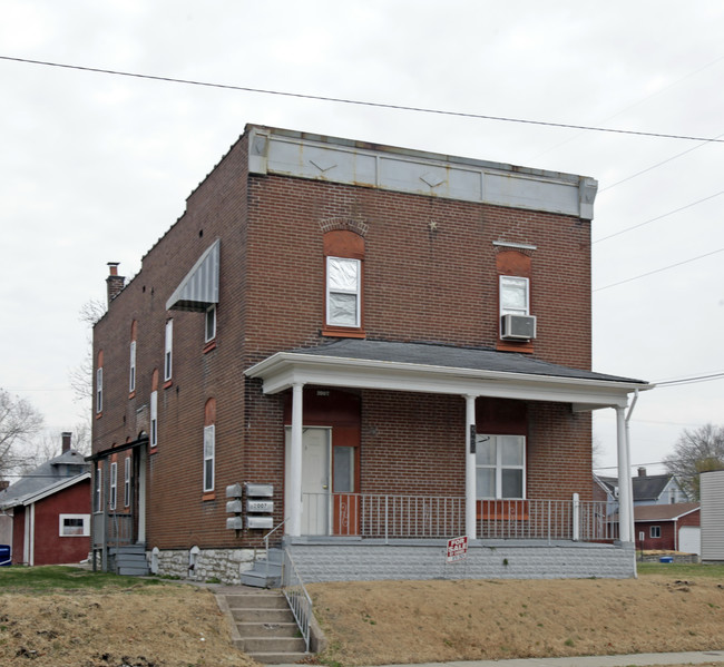 2007 W Main St in Belleville, IL - Building Photo - Building Photo