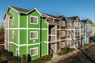 Multani Apartment Homes in Kent, WA - Building Photo
