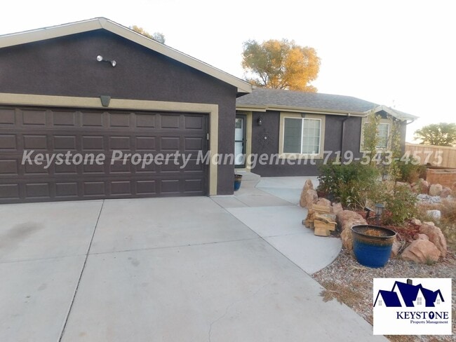 551 E Datura Dr in Pueblo West, CO - Building Photo - Building Photo