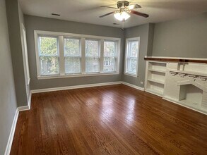 4129 W Barry Ave-Unit -2 in Chicago, IL - Building Photo - Building Photo