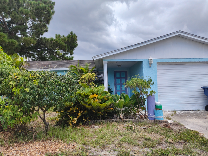 3933 Darlington Rd in Holiday, FL - Building Photo