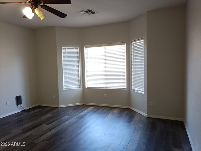 14634 W Ventura St in Surprise, AZ - Building Photo - Building Photo