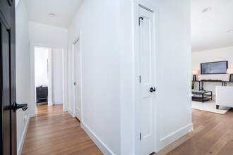 157 Good Hill Rd in Weston, CT - Building Photo - Building Photo
