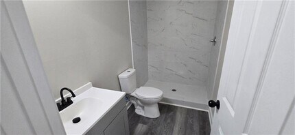 399 Elm St NW in Atlanta, GA - Building Photo - Building Photo