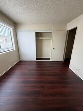 14025 Chadron Ave in Hawthorne, CA - Foto de edificio - Building Photo