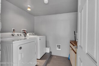 304 Sampson Ave in Seaside Heights, NJ - Building Photo - Building Photo