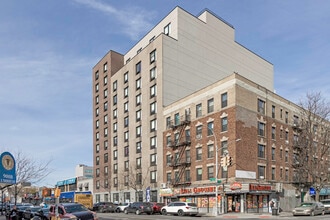 Tremont Residences in Bronx, NY - Foto de edificio - Building Photo