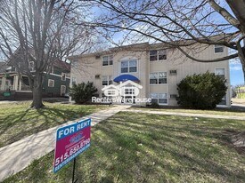 1334 32nd St in Des Moines, IA - Building Photo