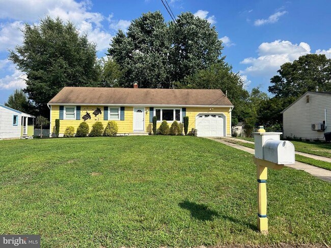 property at 315 Constitution Dr