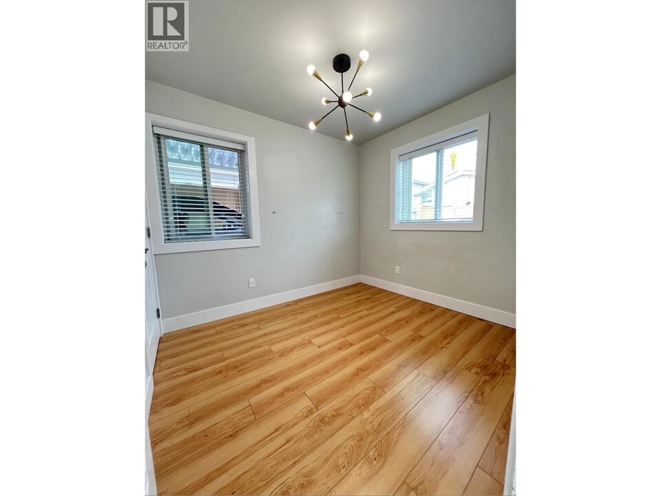 6752 Dumfries St in Vancouver, BC - Building Photo