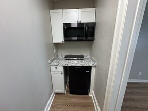 355 Sunset Dr in Athens, GA - Building Photo - Building Photo