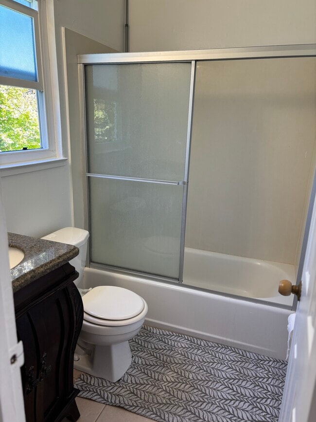 property at 1916 Stuart St