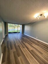5980 NW 64th Ave in Fort Lauderdale, FL - Building Photo - Building Photo
