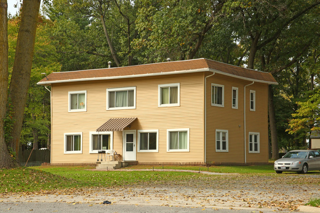 10929 Telegraph Rd in Erie, MI - Building Photo - Building Photo