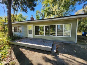 3426 Oakland Ln in Oshkosh, WI - Building Photo - Building Photo