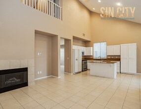 760 Valley Rise Dr in Henderson, NV - Building Photo - Building Photo