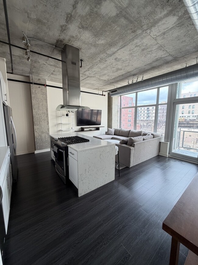 property at 50 E 16th St