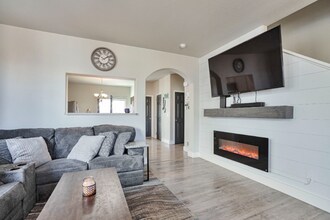 11356 Jersey Dr in Thornton, CO - Foto de edificio - Building Photo