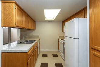 Silver Springs Rental Homes I & II in Fresno, CA - Foto de edificio - Interior Photo